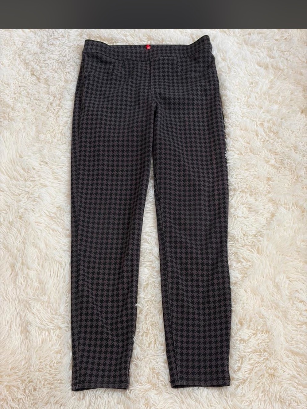 Women’s Black and Dark Gray Houndstooth Spanx Stretch Pants
